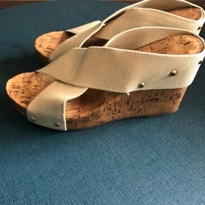 Montego Bay cream wedges with gold detail